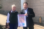 Craig Hoy and Jane Henderson support Change and Check